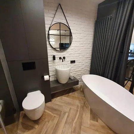 Flaming Apartment *