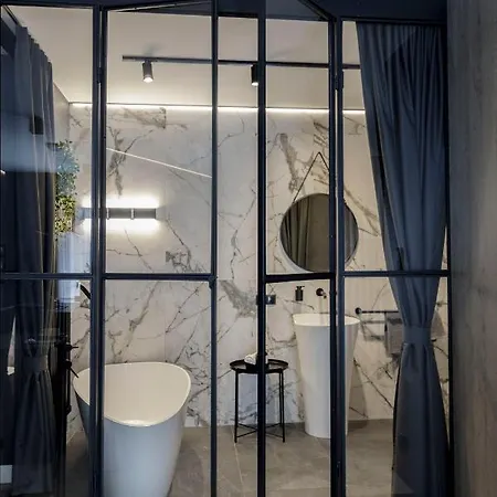Flaming Apartment *